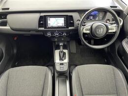 【インパネ全体】全方位で視界が広く、高い目線で運転もしやすいです！