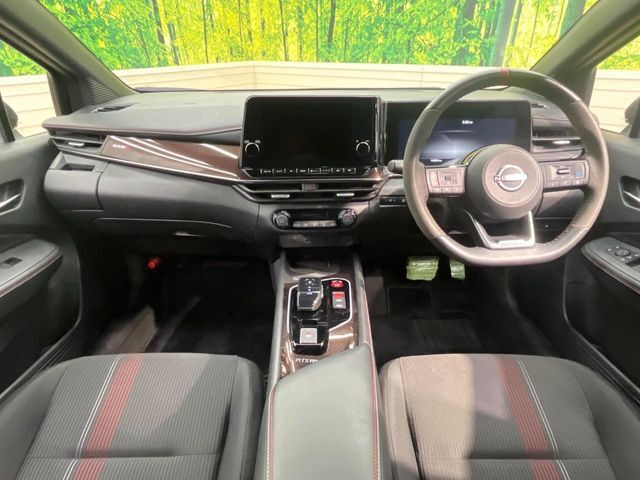 グループ総在庫数約30，000台！！全国の系列店からメーカー・車種問わずご紹介出来るので、あなたにピッタリのお車が見つかるはずです♪まずはお問い合わせ下さい☆