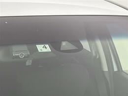 【Honda　SENSING】ホンダの安全装備を搭載しています！機能には限界があるためご注意ください。◆搭載機能例：衝突軽減ブレーキ/歩行者事故低減ステアリング/路外逸脱抑制/標識認識/ACC