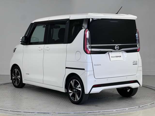 【ワイド保証】日産販売店の中古車には、無料で保証が付いています。走行距離無制限で、無料保証期間は1年間から。品質に自信があるから実現した、日産ならではの保証です。