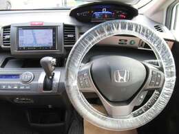 インパネ周りもスタイリッシュで操作性が良いですよ☆しっかり視認性も確保していますので、ご安心下さい！！☆ホンダオートディーラーホンダ専門店♪TEL06-6744-2222☆