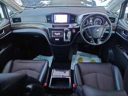 HIDライト　フォグランプ　ハーフレザーシート　オットマン　サンシェード　AUTOエアコン　リアAUTOエアコン　CLEANモード