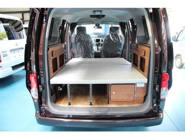 ☆お問い合わせ先☆キャンピングカー専門店☆　岐阜県安八郡安八町東結1405　　　　TEL　0584-62-1155　　　　メールアドレス　gifu1＠fujicars.jp