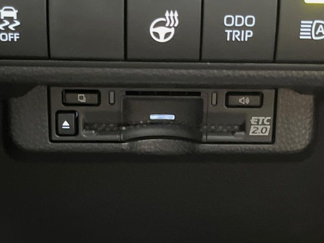 【ETC】高速道路の料金所をストレスなく通過！話題のスポットやサービスエリアに多い「スマートIC」利用時は必須のアイテムです。当店でセットアップを実施、ご納車当日からすぐにご利用いただけます！