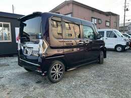 当店は軽自動車専門店です。専門店だからこそ、「良質」な軽自動車を豊富に取り揃えています。