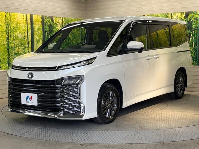 大好評のボディコーティング「弾スプラッシュコート」もご納車までに施工可能。通常のガラスコートと異なる、耐久年数6年の無機質ガラスコーティングが、ボディをキレイな状態に保ってくれます。