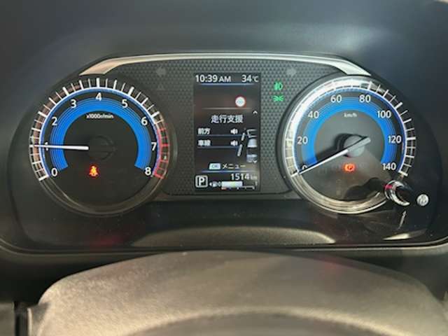 視認性の良い大型2眼式のスピード＆タコメーター☆カラーディスプレイには運転をサポートするさまざまな情報を表示します☆