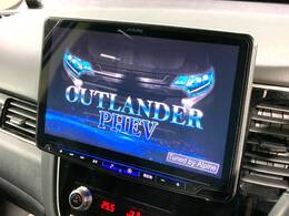 【BIG-X11インチナビ】人気の大画面BIG-Xナビを装備。専用設計で車内の雰囲気にマッチ！ナビ利用時のマップ表示は見やすく、テレビやDVDは臨場感がアップ！いつものドライブがグッと楽しくなります♪