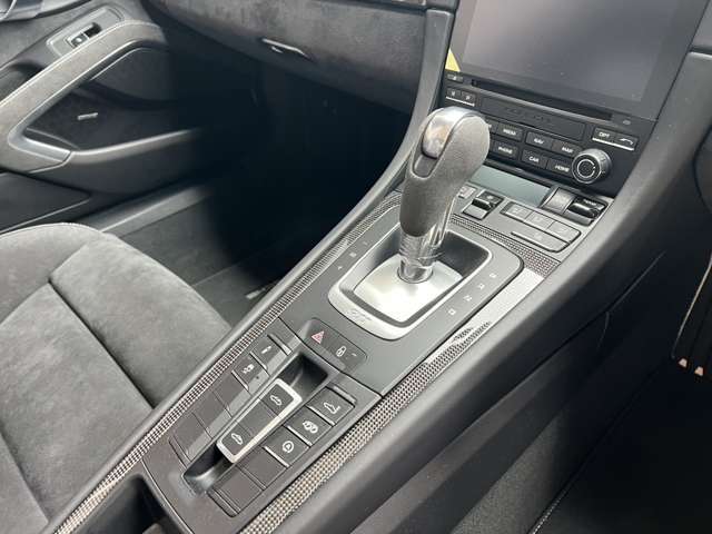 電動アクティブスポーツシート・ボーズサラウンドシステム