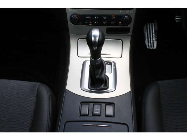 ★少数スタッフで運営しております。事前にご連絡の上、ご来店ください★