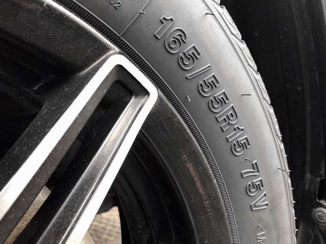 新品タイヤを装着してあります！