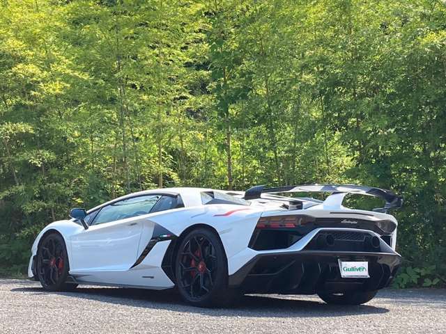 ランボルギーニ アヴェンタドール SVJ 4WD 2019年 0.6万キロ