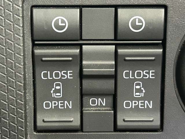 【運転席操作部】快適なドライブを楽しむための機能が装備されています！運転席から触れるので、使いやすいです！除菌プランいれていただくと、さらに清潔で安心していただけます！