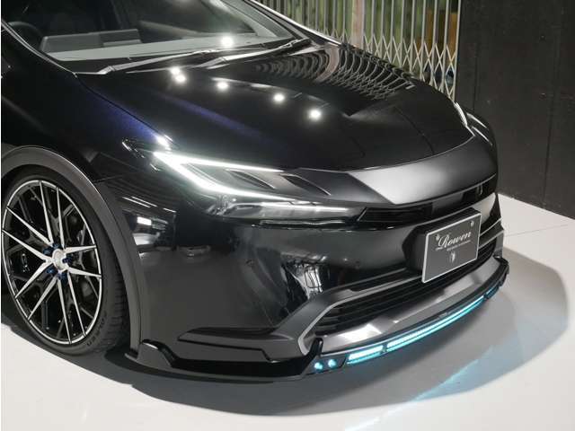 トヨタ プリウス 2.0 G 2025年 6キロ (愛知県) ROWEN NAGOYA