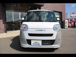 広い展示場には目移りしちゃうくらい軽・届出済未使用車が展示されてます