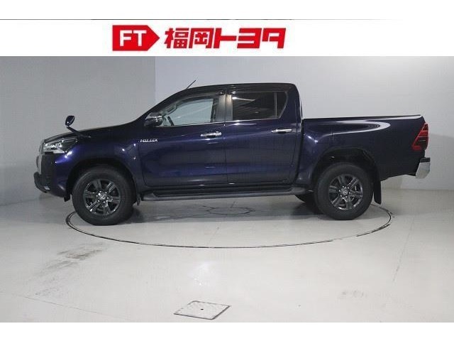 トヨタ認定中古車、評価4相当。キズ、へこみが少なく全体的に良好です。