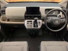 グループ総在庫数約30，000台！！全国の系列店からメーカー・車種問わずご紹介出来るので、あなたにピッタリのお車が見つかるはずです♪まずはお問い合わせ下さい☆