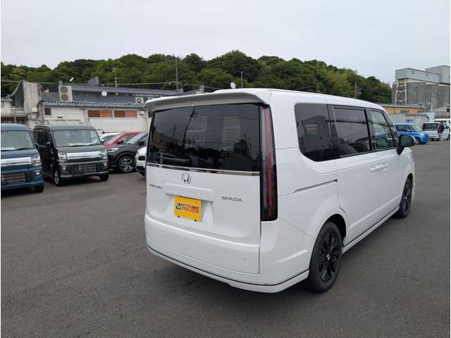 車両をご掲載にあたって車両写真でお車の状態が全て伝わるように意識しております！内外装の傷や汚れは全て確認して撮影しております。内装の匂いなど写真でわからないことは直接お電話などでお伝えくださいませ！