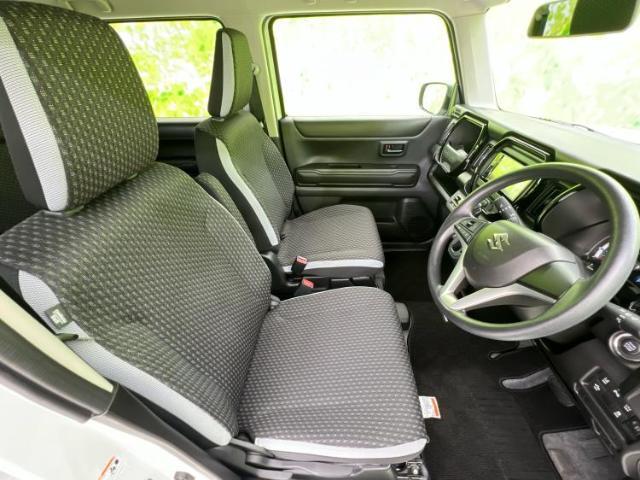 「この車の写真をもっと見たい」「状態が気になる」「この装備はついている？」どんな小さな疑問でもお気軽にお問い合わせください！
