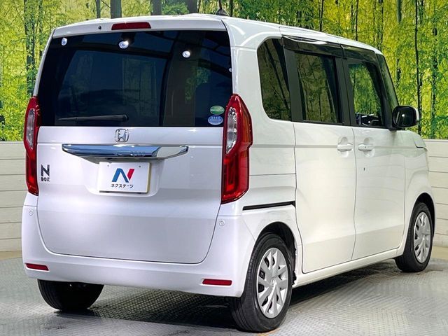 ☆全国のネクステージからお取り寄せが可能※！遠方の店舗に展示してあるクルマが気になる場合も、最寄りの店舗でご覧いただくことが可能です！是非私たちに要望をお聞かせください！※別途費用