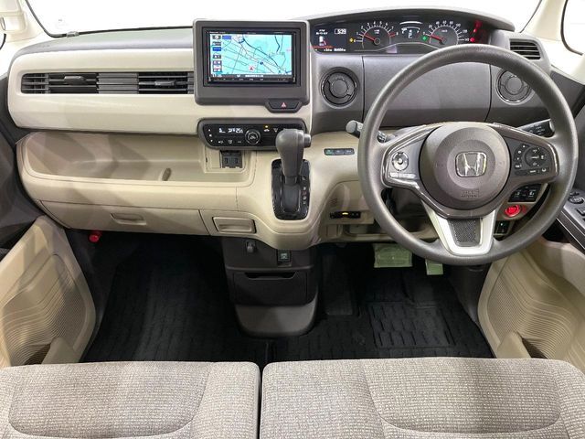 グループ総在庫数約30，000台！！全国の系列店からメーカー・車種問わずご紹介出来るので、あなたにピッタリのお車が見つかるはずです♪まずはお問い合わせ下さい☆