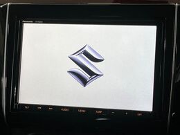 【純正8型ナビ】人気の純正ナビを装備。オーディオ機能も充実しており、Bluetooth接続すればお持ちのスマホやMP3プレイヤーの音楽を再生可能！毎日の運転がさらに楽しくなります！！