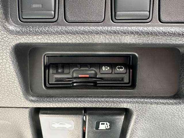 【ETC車載器】高速走行もスムーズにお支払いが可能！セットアップも当社で可能です♪
