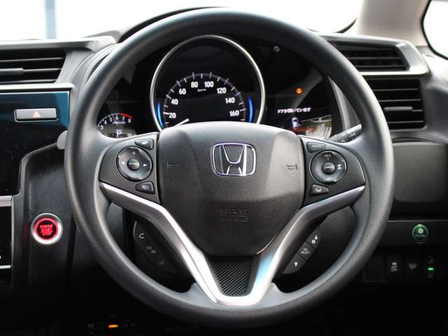 当店の車両は全車走行メーターチェック済です！当たり前ですが、正常な車両のみ展示販売をしております！カーセブンなら初めての車選びでも安心です！