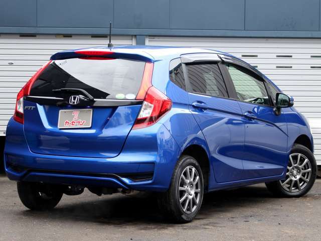 お車に合った保証をご用意しております！1年間、走行距離無制限保証！ディーラー保証継承！当店スタッフが細かくご説明をさせていただきます！延長保証も可能です！