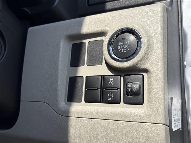 ただ今、高価買取中！お客様の大事に乗られた愛車を精一杯の高値で買取させて頂きます！もちろん、下取りも可能です！