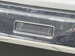 【モデリスタエアロ】人気のモデリスタエアロを装着！クルマの外観がよりスタイリッシュになり、街中で存在感あふれる1台に♪将来買い替える時にもリセールに影響しやすく、価値ある人気の装備です！