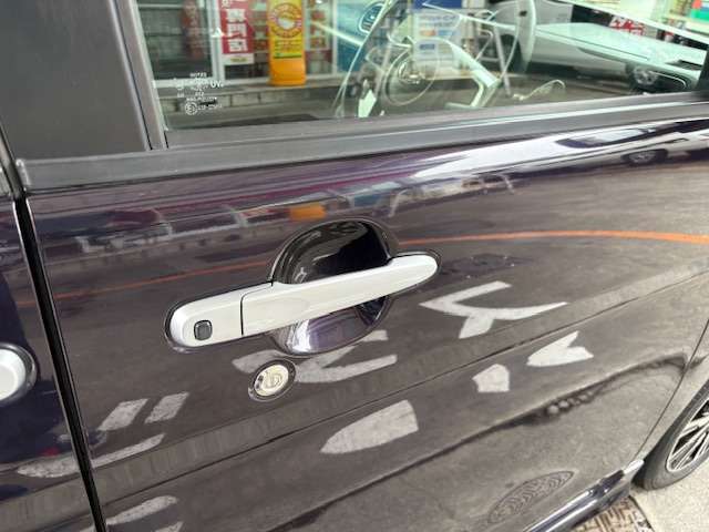 お電話・メールでのお問合せ大歓迎！！写真をご覧頂き、少しでも気に入って頂けましたら、まずは一度お気軽にお問合せ下さい！カーセンサーフリーダイヤルもご用意致しております！！