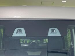 【スズキ　セーフティサポート】走行中に前方の車両等を認識し、衝突しそうな時は警報とブレーキで衝突回避と被害軽減をアシスト。より安全にドライブをお楽しみいただけます。