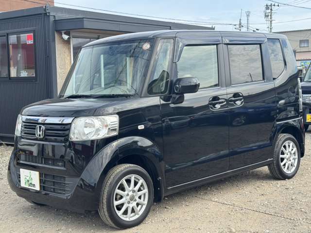 当社の車両をご覧いただき、ありがとうございます！秋田市土崎に新しくオープンした中古車販売店Car　rhythm（カーリズム）です！