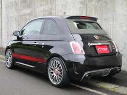 まずはお電話でお問い合わせください。携帯電話からもOKのフリーダイアル「0120-822-124」担当の池上（イケガミ）まで。お客様のカーライフを全力でサポートさせていただきます。