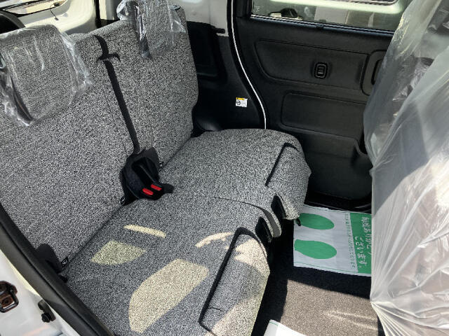 後席シート画像です！