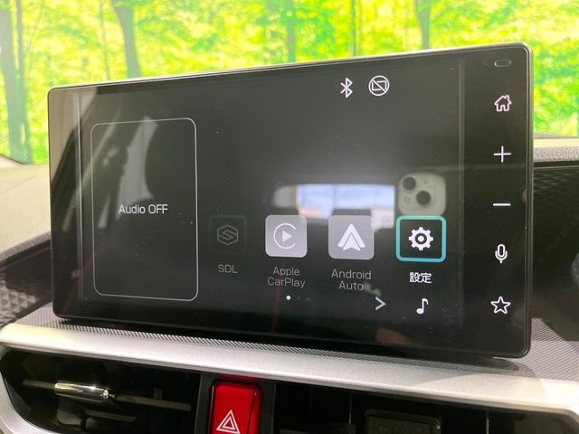 【9インチ　ディスプレイオーディオ】大画面ディスプレイへお持ちのスマートフォンと連携して、ナビやbluetoothでの音楽再生が可能です♪デザインはもちろん操作性も良好！別途ナビ機能の取付可能です♪