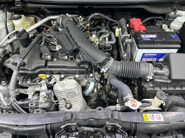 親切・丁寧な専門メカニックスタッフが応対！・車検・点検整備・事故等の修理などアフターサービスも安心。お車のカスタマイズもネクステージのサービススタッフまでご相談ください！