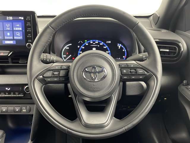 【ハンドル】『ハンドル/ステアリング』の画像になります。写真の内容に関してご不明点、ご質問等がございましたらお気軽にガリバー店舗までお問い合わせください。