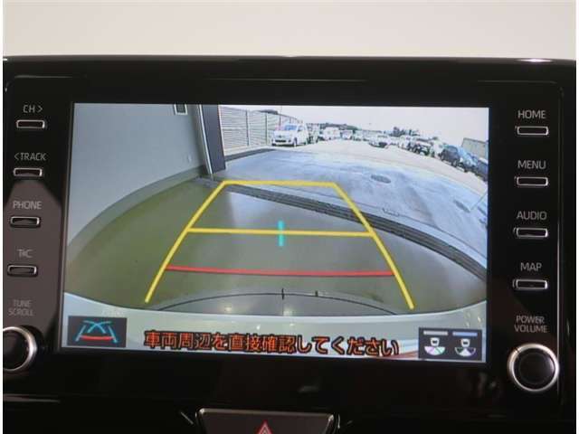 バックガイドモニターで、後方を確認しながら安心して駐車することができます。運転初心者も熟練者も必須の機能ですよ！