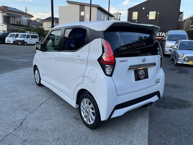 ◆自社認証工場にて豊富な経験と実績を誇るメカニックが12ヶ月点検整備を実地しまして納車致します。アフターフォローもお任せください！