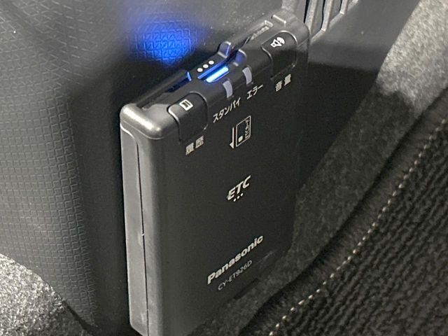 【ETC】高速道路の料金所をストレスなく通過！話題のスポットやサービスエリアに多い「スマートIC」利用時は必須のアイテムです。当店でセットアップを実施、ご納車当日からすぐにご利用いただけます！