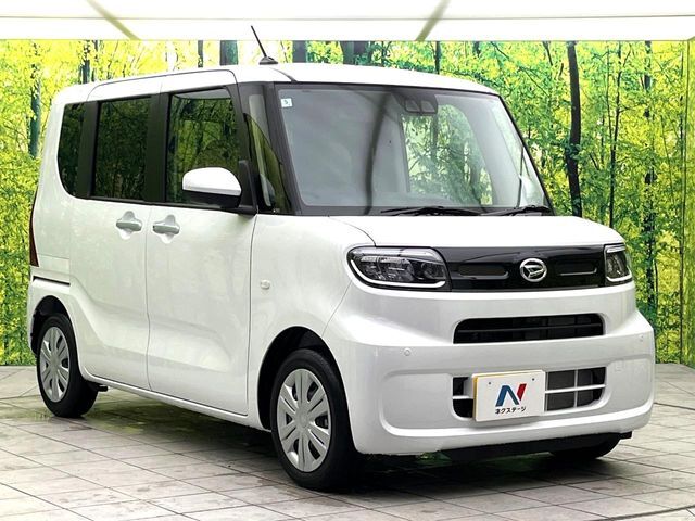 大好評のボディコーティング「弾スプラッシュコート」もご納車までに施工可能。通常のガラスコートと異なる、耐久年数6年の無機質ガラスコーティングが、ボディをキレイな状態に保ってくれます。