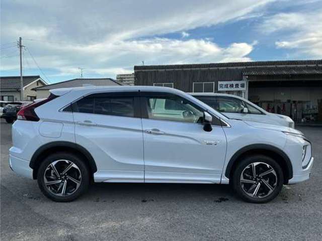 どの角度でも魅力的なエクリプスクロスになっております(^O^)/