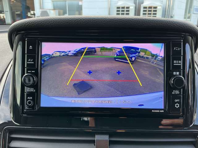 バックモニターついてますのでバックの際も安心です