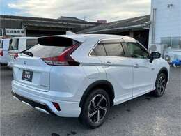 安心してお乗りいただけますように、弊社工場にてしっかりと【車検又は12ヶ月点検】整備後納車させていただきます♪