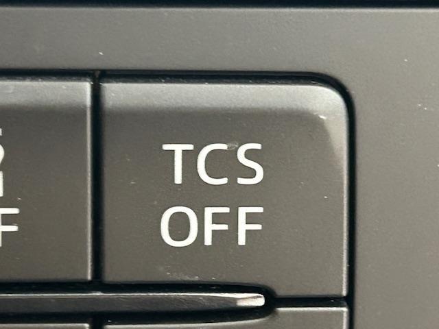 【運転席操作部】快適なドライブを楽しむための機能が装備されています！運転席から触れるので、使いやすいです！除菌プランいれていただくと、さらに清潔で安心していただけます！