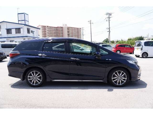 ホンダ シャトル 1.5 ハイブリッド Z ホンダセンシング 2021年