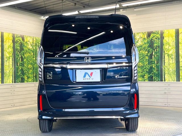 安心の最長10年・走行無制限保証（有償）をご用意。保証内容も充実はもちろん、無料点検＆オイル交換や、年中無休の全国・24時間ロードサービスも付帯されておりますのでご安心下さい。