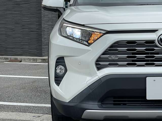 社外ランプ、レンズ、LEDフォグライトの取付なども可能です！色味が気になる方はお気軽にお尋ねください！！